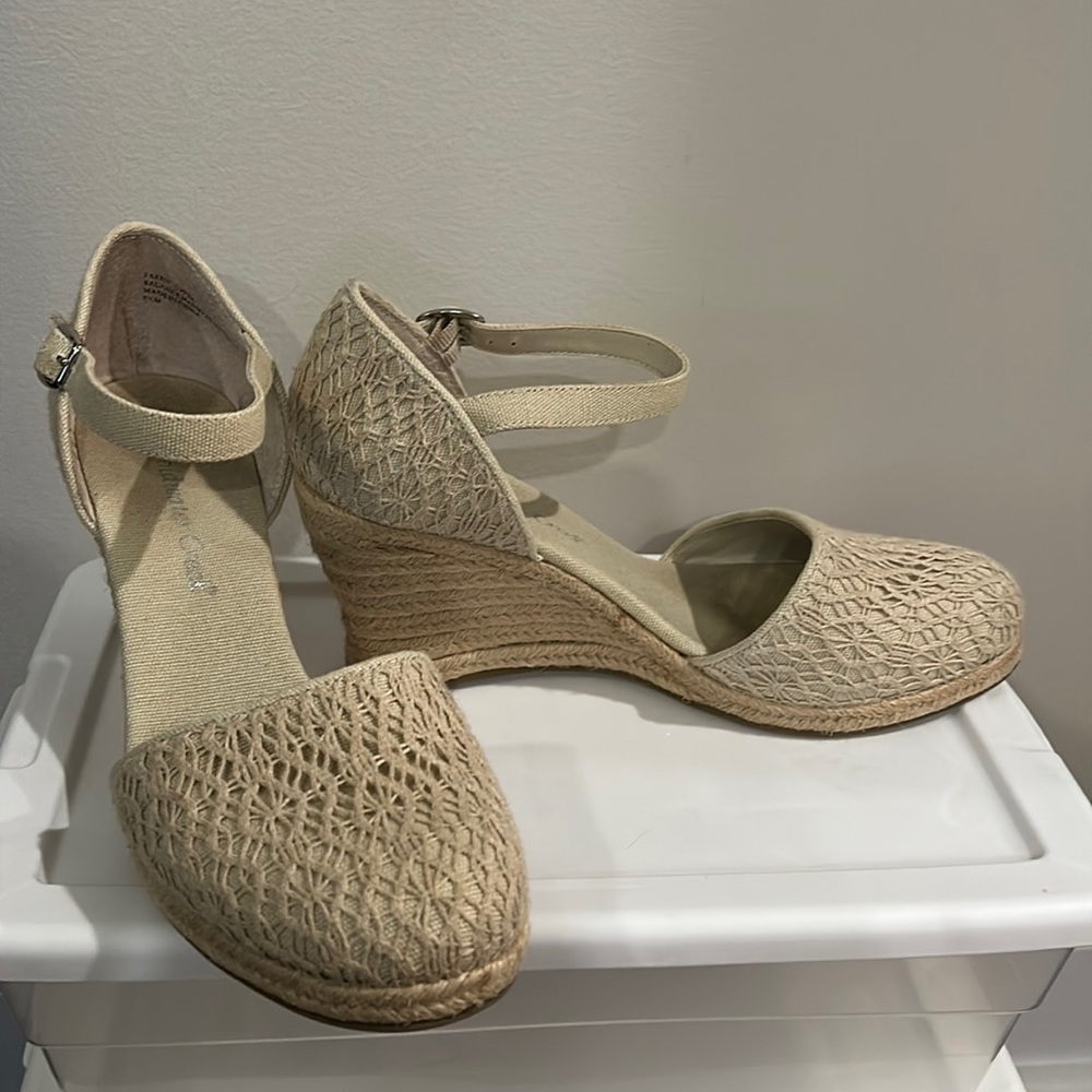 Coldwater Creek size 8.5M espadrille wedges